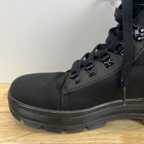 Dr. Martens Combs W Poly Casual Boots Womens Size 8 Black NJ004 main image 5